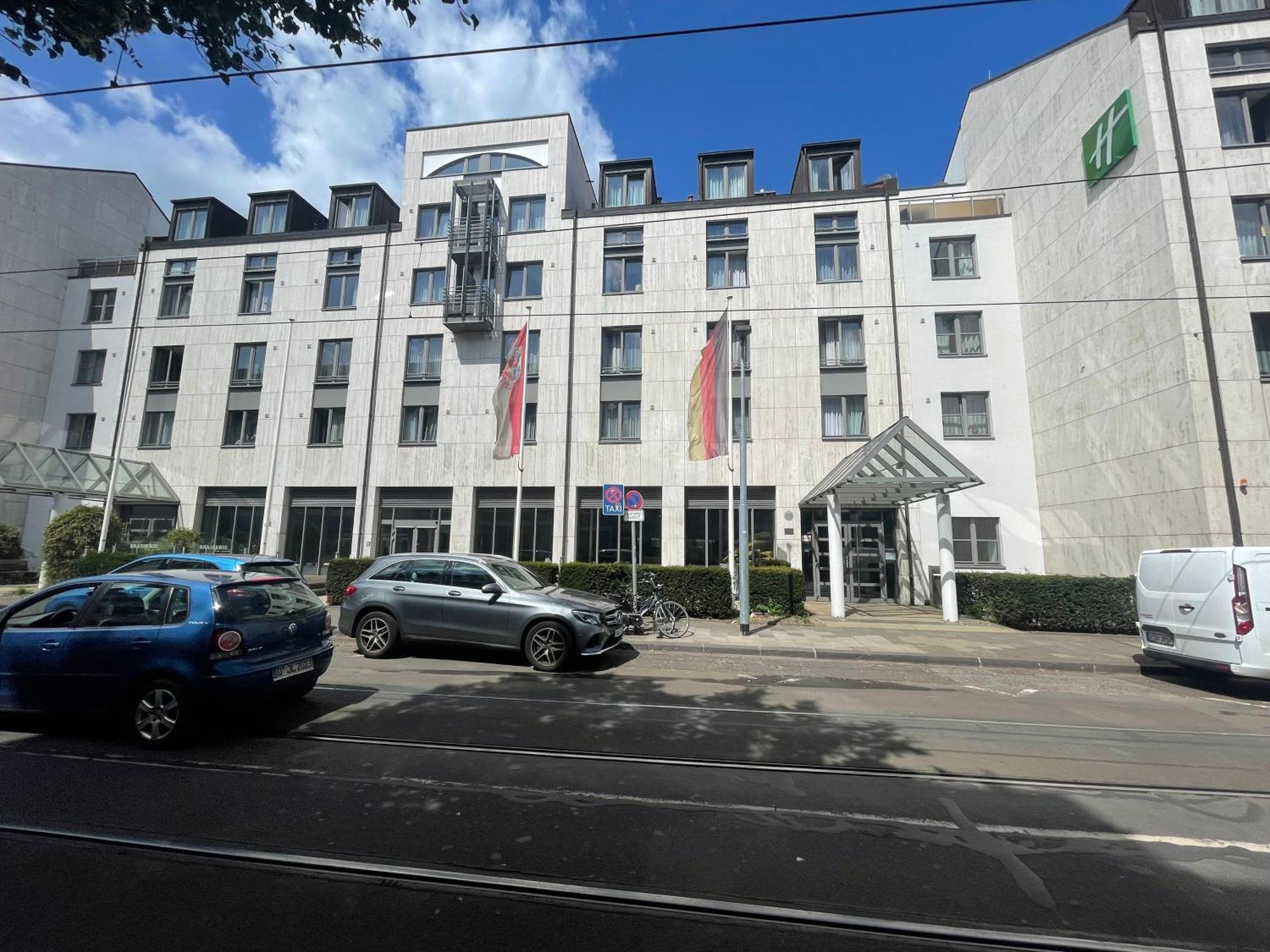 Gemuetliches 778 Apartment Naehe Medienhafen S-Bahn Und Free Parken Dusseldorf Luaran gambar